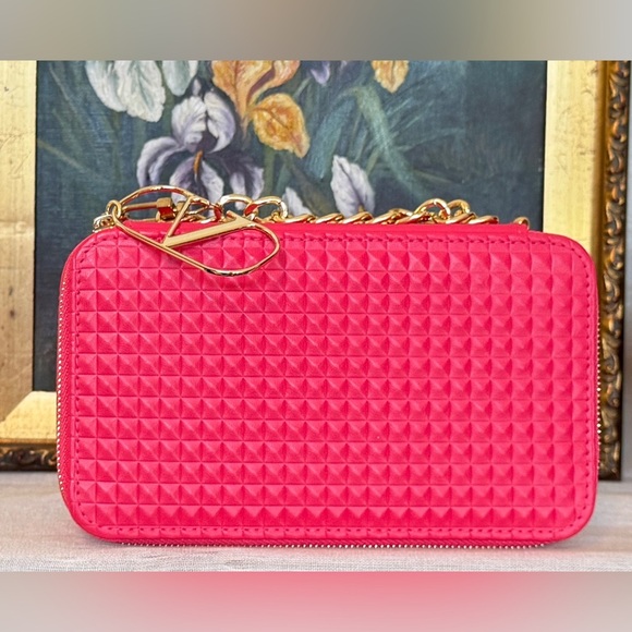 Valentino Garavani Pink Zipped Rectangular Hard-Case - Picture 1 of 8